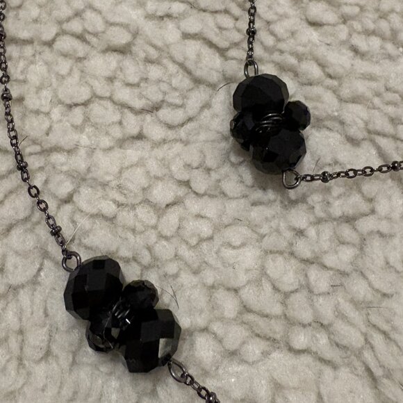 Single Strand Black Glass Cluster Necklace - Picture 2 of 2